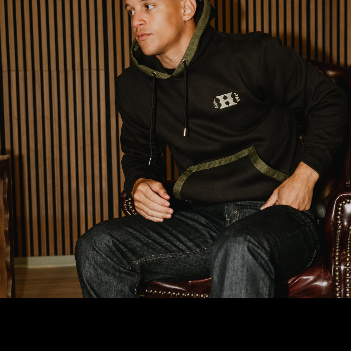 Heritage "Pearlweave" Hoodie Black