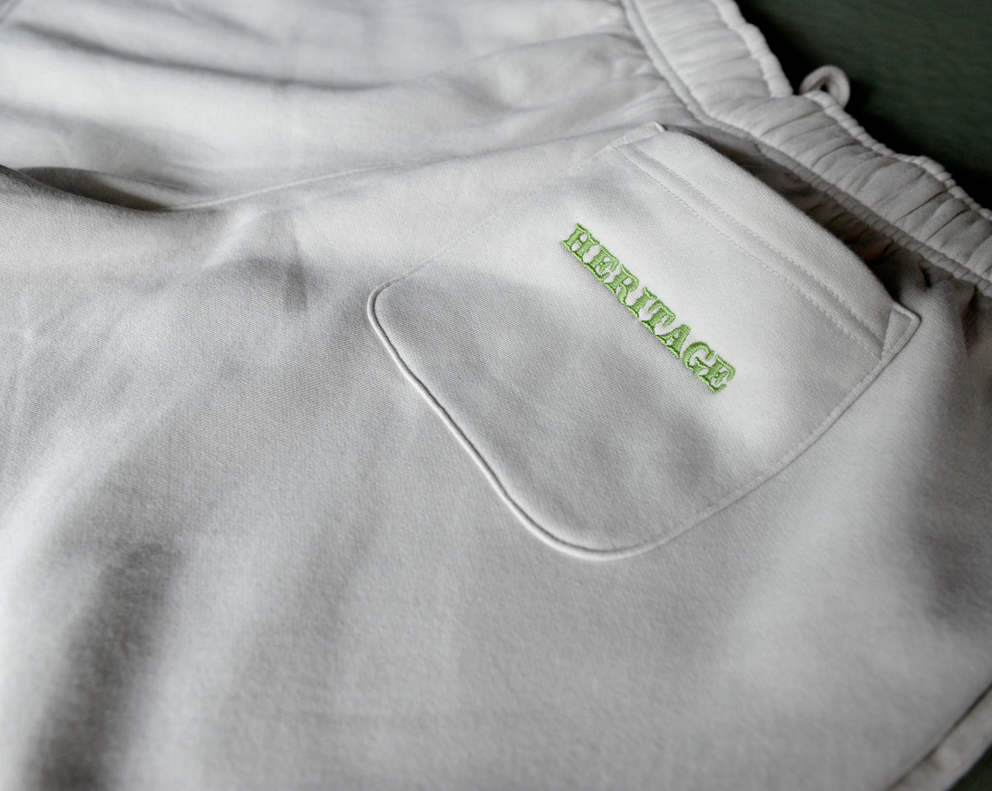 Heritage Sweat Shorts Ivory